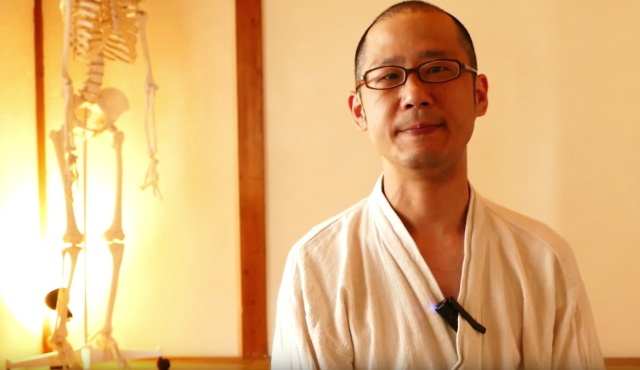 寝違えを治す動画解説